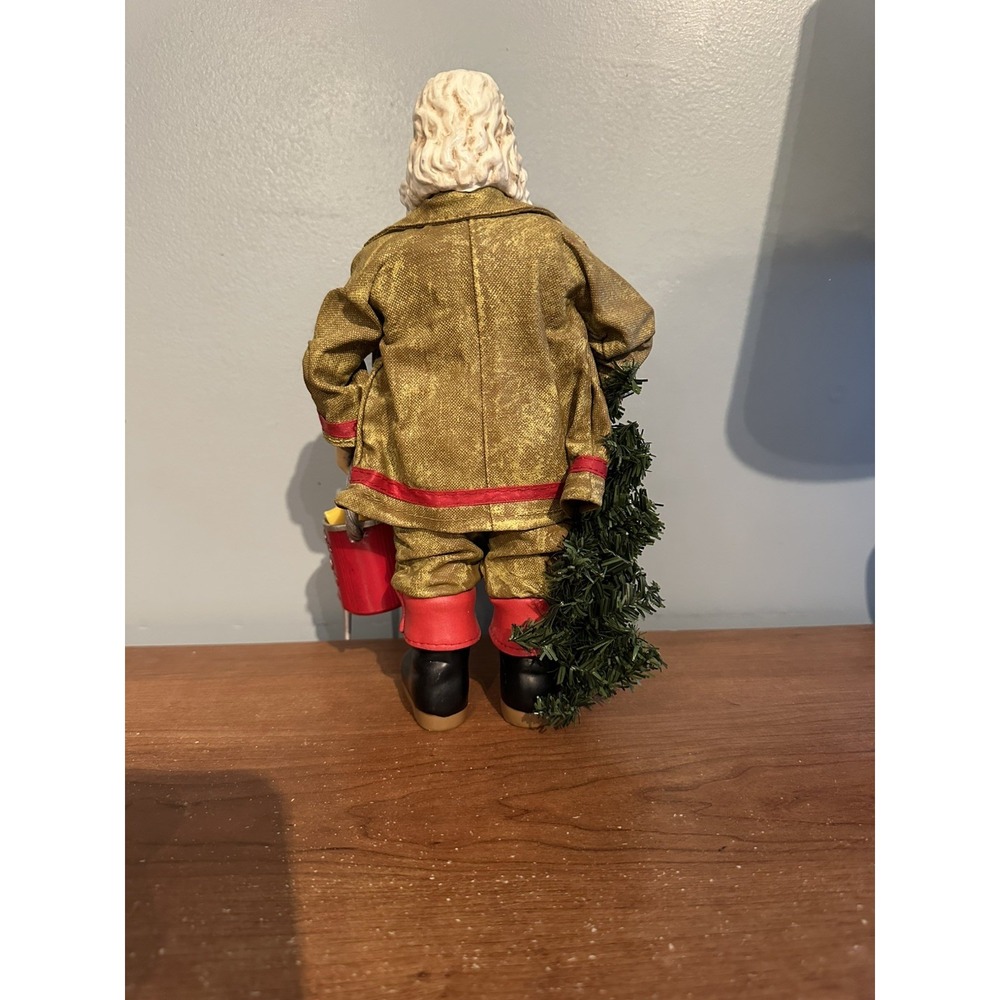 Possible Dreams CLOTHTIQUE~Santa FIREMEN Home From The Station Firefighter - Picture 2 of 4